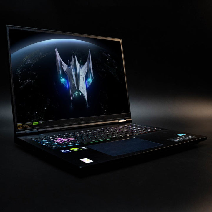PREDATOR HELIOS 18